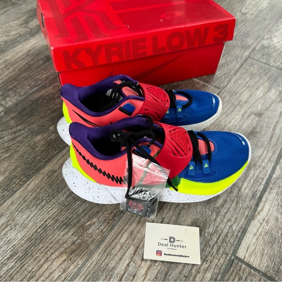 Brand New Nike Kyrie Low 3 “NY VS NY” Men’s Sneakers - Picture 6 of 11